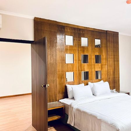 Royal Asia Hotel 巨港 外观 照片