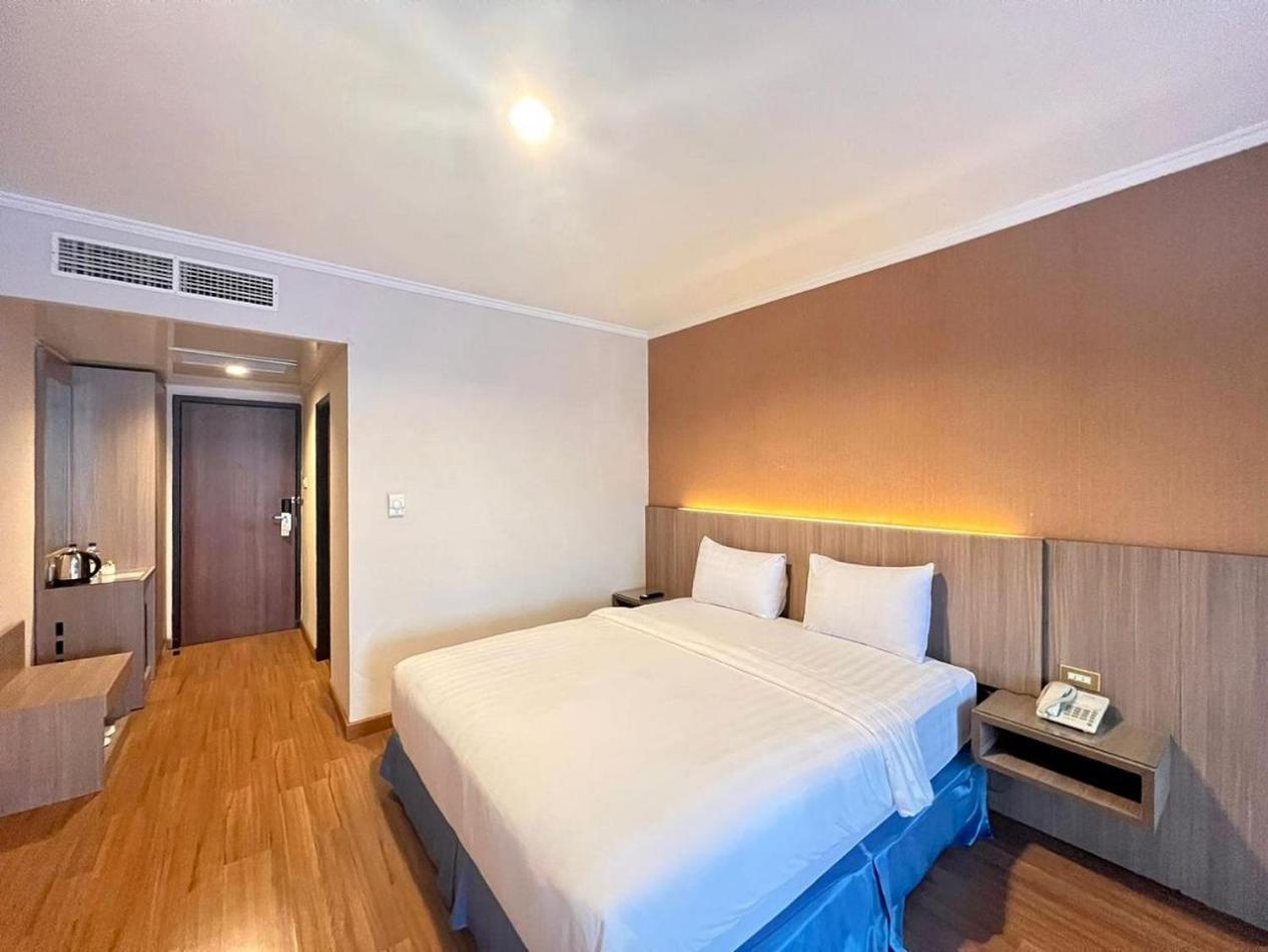 Royal Asia Hotel 巨港 外观 照片
